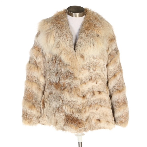 FOX FUR CONVERTIBLE LENGTH COAT - Picture 6 of 6